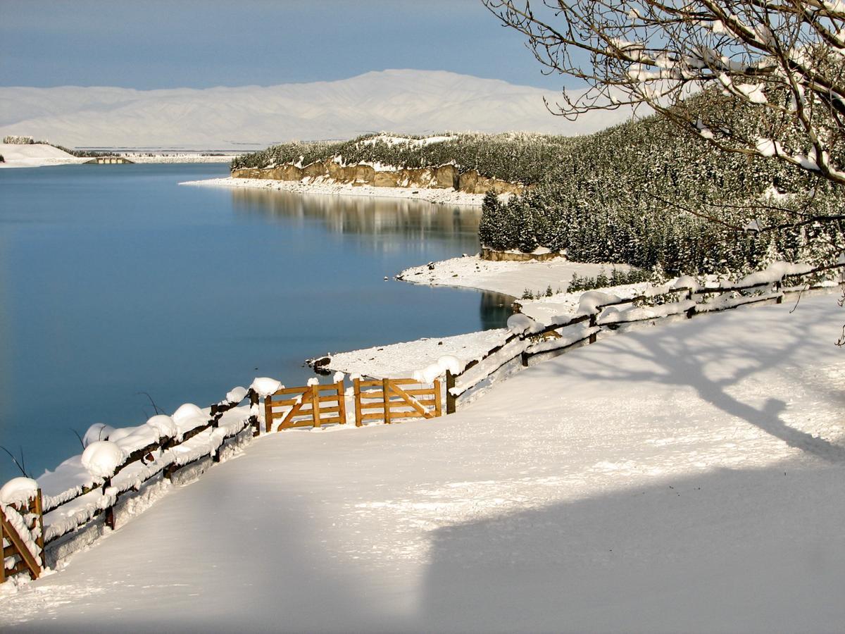 Pukaki Lakeside Getaway Nz Экстерьер фото