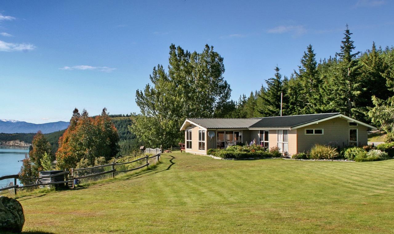 Pukaki Lakeside Getaway Nz Экстерьер фото