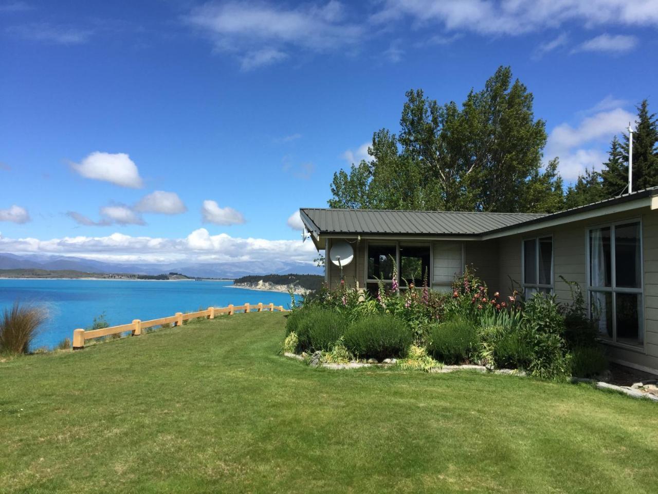 Pukaki Lakeside Getaway Nz Экстерьер фото